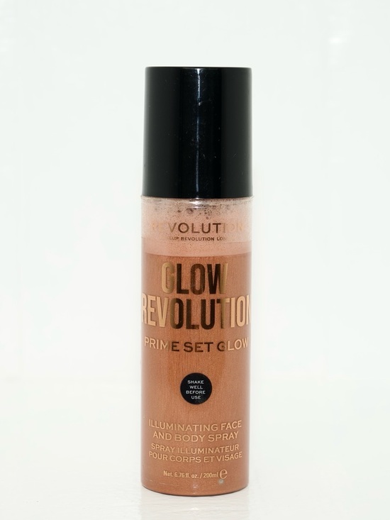 Makeup Revolution Other - MAKEUP REVOLUTION GLOW REVOLUTION PRIME SET GLOW ILLUMINATING FACE & BODY SPRAY